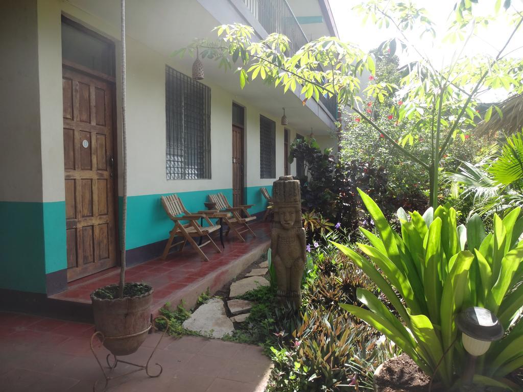 Harvest House Nicaragua León Exterior foto